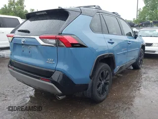 2022 Toyota RAV4 Hybrid XSE с VIN 4T3E6RFV0NU102509, выставлен на аукционе IAAI как лот 42171236 с пробегом 33 151 миль миль и . История ставок и продаж доступна на DreamBid. Изображение 4.