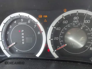 2010 Acura TSX с VIN JH4CU2F64AC030111, выставлен на аукционе IAAI как лот 42231428 с пробегом 171 074 миль миль и . История ставок и продаж доступна на DreamBid. Изображение 7.