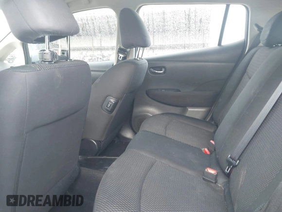 2015 Nissan LEAF S z VIN 1N4AZ0CP9FC310227, wystawiony jako IAAI lot #42101317 z przebiegiem 73 438 mil mil oraz . Historia ofert i sprzedaży dostępna na DreamBid. Obrazek 8.