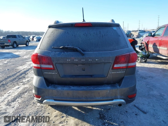 2016 Dodge Journey Crossroad Plus z VIN 3C4PDCGB0GT165975, wystawiony jako IAAI lot #41368904 z przebiegiem 101 835 mil mil oraz . Historia ofert i sprzedaży dostępna na DreamBid. Obrazek 16.