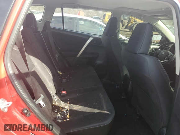 2013 Toyota RAV4 XLE with VIN JTMRFREVXDD003310, listed as a Copart auction lot 46533495 with 179,888 mi miles and Salvage Title. Bid and sale history available at carsss.com. Image 10.