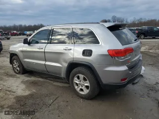 2014 Jeep Grand Cherokee Laredo with VIN 1C4RJFAG9EC224778, listed as a Copart auction lot 84198024 with 205,208 mi miles and Salvage Title. Bid and sale history available at carsss.com. Image 2.
