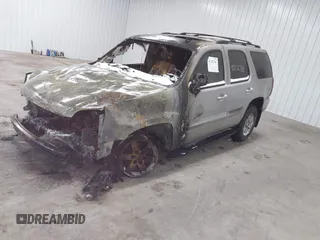2007 GMC Yukon SLT with VIN 1GKFK13027J172531, listed as a IAAI auction lot 41252781 with 1 mi miles. Bid and sale history available at carsss.com. Image 2.