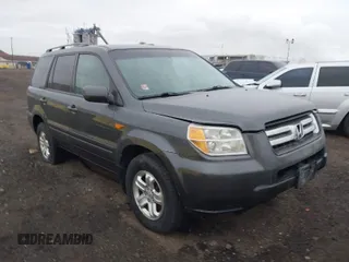 2008 Honda Pilot VP with VIN 5FNYF18238B052443, listed as a IAAI auction lot 41993151 with 105,671 mi miles and . Bid and sale history available at DreamBid. Image 1.