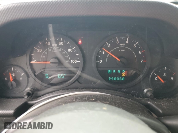 2008 Jeep Wrangler X with VIN 1J4FA24108L617862, listed as a Copart auction lot 55453715 with 258,068 mi miles and Clean Title. Bid and sale history available at DreamBid. Image 9.