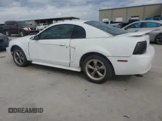 2004 Ford Mustang Standard with VIN 1FAFP40404F117554, listed as a Copart auction lot 89285955 with 140,000 mi miles and Clean Title. Bid and sale history available at carsss.com. Image 2.