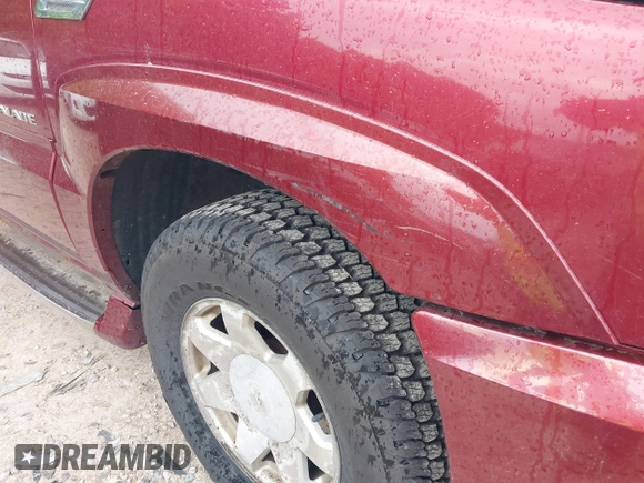 2002 Cadillac Escalade with VIN 1GYEK63NX2R113568, listed as a IAAI auction lot 42382667 with 254,217 mi miles and . Bid and sale history available at DreamBid. Image 12.