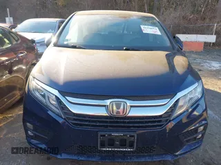 2018 Honda Odyssey EX-L with VIN 5FNRL6H72JB100736, listed as a IAAI auction lot 41350954 with 113,504 mi miles. Bid and sale history available at carsss.com. Image 12.