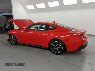 2024 Ford Mustang EcoBoost с VIN 1FA6P8TH9R5120729, выставлен на аукционе Copart как лот 60975075 с пробегом 24 427 миль миль и Списание • Salvage title. История ставок и продаж доступна на DreamBid. Изображение 2.