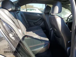 2014 Volkswagen Jetta GLI Edition 30 z VIN 3VW4S7AJ4EM325666, wystawiony jako Copart lot #47444345 z przebiegiem 182 665 mil mil oraz Szkoda całkowita • Salvage title. Historia ofert i sprzedaży dostępna na DreamBid. Obrazek 10.