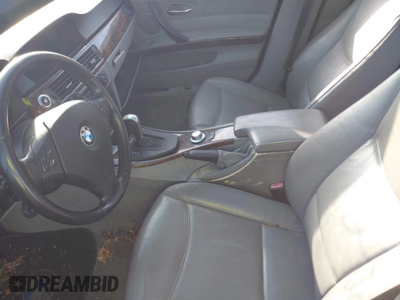 2006 BMW 3 Series 330xi with VIN WBAVD33586KV60409, listed as a IAAI auction lot 41436848 with 999,999 mi miles. Bid and sale history available at carsss.com. Image 5.