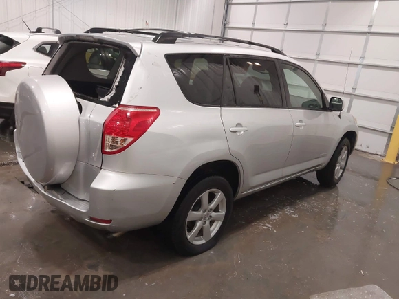 2008 Toyota RAV4 Ltd with VIN JTMZD31V286059955, listed as a IAAI auction lot 41757715 with 217,396 mi miles. Bid and sale history available at carsss.com. Image 4.