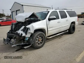 2008 GMC Yukon XL SLT 4SB z VIN 1GKFK163X8J136626, wystawiony jako Copart lot #47991995 z przebiegiem 207 902 mil mil oraz Szkody całkowita. Historia ofert i sprzedaży dostępna na DreamBid. Obrazek 1.
