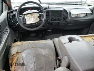 1999 Ford F-150 XL z VIN 2FTRX08L3XCA33434, wystawiony jako Copart lot #88088465 z przebiegiem 252 373 mil mil oraz Szkoda całkowita • Salvage title. Historia ofert i sprzedaży dostępna na DreamBid. Obrazek 8.