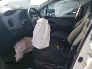2016 Toyota Yaris L z VIN VNKKTUD33GA068543, wystawiony jako Copart lot #52358345 z przebiegiem 95 976 mil mil oraz Szkoda całkowita • Salvage title. Historia ofert i sprzedaży dostępna na DreamBid. Obrazek 7.