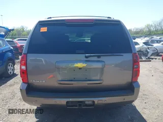 2013 Chevrolet Tahoe LT with VIN 1GNSKBE09DR325729, listed as a IAAI auction lot 41989587 with 186,361 mi miles and . Bid and sale history available at DreamBid. Image 16.