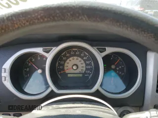 2004 Toyota 4Runner SR5 with VIN JTEBU14R540039339, listed as a Copart auction lot 54225685 with 220,937 mi miles and Clean Title. Bid and sale history available at DreamBid. Image 9.