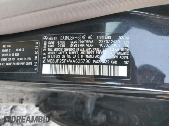 1998 Mercedes-Benz E 320 with VIN WDBJF25F4WA625790, listed as a Copart auction lot 87920735 with 179,382 mi miles and Clean Title. Bid and sale history available at DreamBid. Image 12.