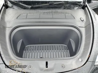 2022 Tesla Model Y Long Range z VIN 7SAYGDEE0NF327147, wystawiony jako Copart lot #58422885 z przebiegiem 39 021 mil mil oraz Szkody całkowita. Historia ofert i sprzedaży dostępna na DreamBid. Obrazek 11.