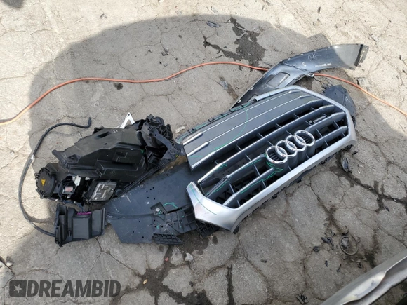 2018 Audi Q5 Premium with VIN WA1ANAFY9J2089592, listed as a Copart auction lot 36929063 with 33,009 mi miles and . Bid and sale history available at DreamBid. Image 13.