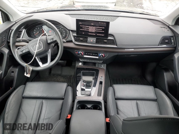 2024 Audi Q5 S line Premium with VIN WA1GAAFY8R2017168, listed as a Copart auction lot 44257095 with 16,147 mi miles and Salvage Title. Bid and sale history available at carsss.com. Image 8.