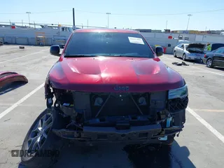 2020 Jeep Grand Cherokee Limited z VIN 1C4RJEBG8LC317006, wystawiony jako IAAI lot #42271501 z przebiegiem 54 078 mil mil oraz . Historia ofert i sprzedaży dostępna na DreamBid. Obrazek 13.