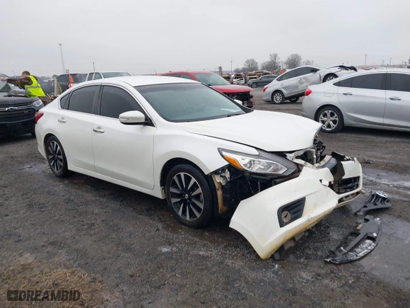 2018 Nissan Altima 2.5 SV with VIN 1N4AL3AP5JC216408, listed as a IAAI auction lot 41481988 with 216,407 mi miles. Bid and sale history available at carsss.com. Image 1.