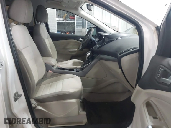 2013 Ford Escape SE с VIN 1FMCU0GX9DUD77960, выставлен на аукционе IAAI как лот 41498045 с пробегом 152 730 миль миль и . История ставок и продаж доступна на DreamBid. Изображение 5.