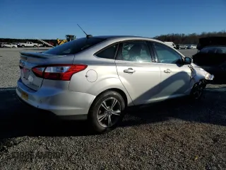 2013 Ford Focus Titanium with VIN 1FADP3J29DL148611, listed as a Copart auction lot 49645215 with 104,904 mi miles and Salvage Title. Bid and sale history available at carsss.com. Image 3.