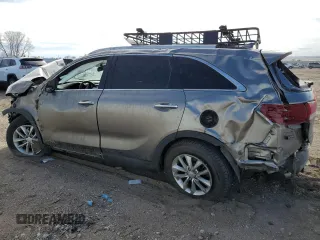 2016 Kia Sorento LX z VIN 5XYPGDA59GG072038, wystawiony jako Copart lot #50221465 z przebiegiem Nie podano mil oraz Szkoda całkowita • Salvage title. Historia ofert i sprzedaży dostępna na DreamBid. Obrazek 2.