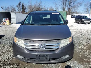 2013 Honda Odyssey Touring with VIN 5FNRL5H90DB028659, listed as a Copart auction lot 46602375 with 285,366 mi miles and Clean Title. Bid and sale history available at carsss.com. Image 5.