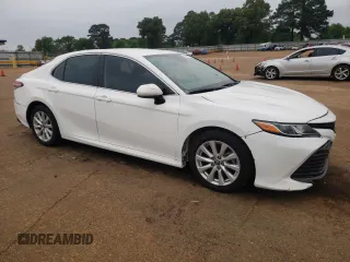 2020 Toyota Camry LE with VIN 4T1C11AK3LU890969, listed as a Copart auction lot 54374675 with 147,136 mi miles and Clean Title. Bid and sale history available at carsss.com. Image 4.