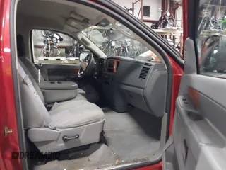 2006 Dodge 1500 SLT with VIN 1D7HU16N66J211132, listed as a IAAI auction lot 41058468 with 153,278 mi miles and . Bid and sale history available at DreamBid. Image 5.