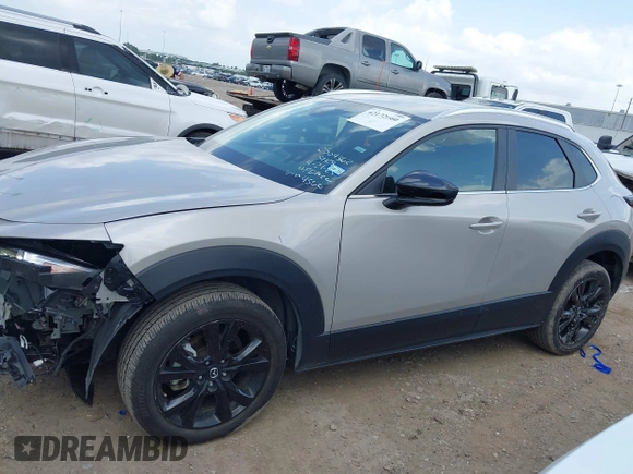 2024 Mazda CX-30 2.5 S Select Sport with VIN 3MVDMBBM6RM694560, listed as a IAAI auction lot 42172660 with 20,608 mi miles. Bid and sale history available at carsss.com. Image 15.