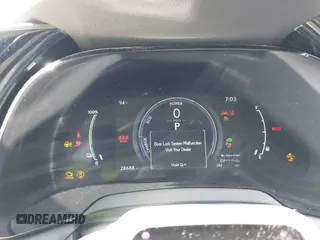 2024 Lexus RX 450h+ Luxury z VIN JTJCJMGA2R2011919, wystawiony jako IAAI lot #42341635 z przebiegiem 28 688 mil mil oraz . Historia ofert i sprzedaży dostępna na DreamBid. Obrazek 7.