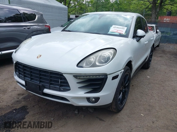 2015 Porsche Macan S z VIN WP1AB2A53FLB65406, wystawiony jako IAAI lot #42202535 z przebiegiem 135 492 mil mil oraz . Historia ofert i sprzedaży dostępna na DreamBid. Obrazek 17.