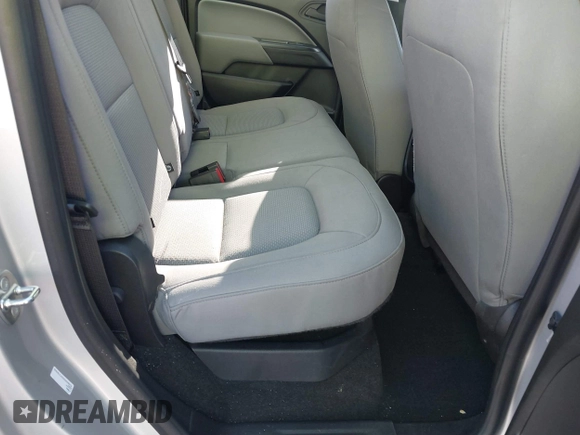 2018 Chevrolet Colorado 2WD Work Truck с VIN 1GCGSBEA0J1283811, выставлен на аукционе IAAI как лот 41834201 с пробегом 75 642 миль миль и . История ставок и продаж доступна на DreamBid. Изображение 8.