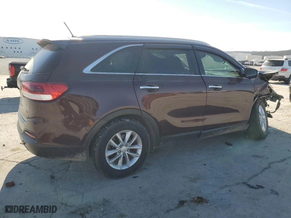 2016 Kia Sorento LX with VIN 5XYPG4A33GG128229, listed as a Copart auction lot 43065085 with 137,279 mi miles and Salvage Title. Bid and sale history available at carsss.com. Image 3.