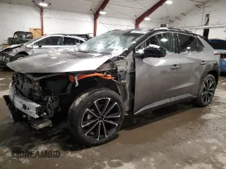 2024 Toyota bZ4X XLE with VIN JTMABACA9RA056096, listed as a Copart auction lot 46678855 with 4,985 mi miles and Salvage Title. Bid and sale history available at carsss.com. Image 1.