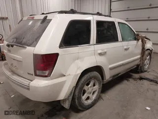 2007 Jeep Grand Cherokee Limited with VIN 1J8HR58P57C532367, listed as a IAAI auction lot 41160987 with 151,544 mi miles. Bid and sale history available at carsss.com. Image 4.