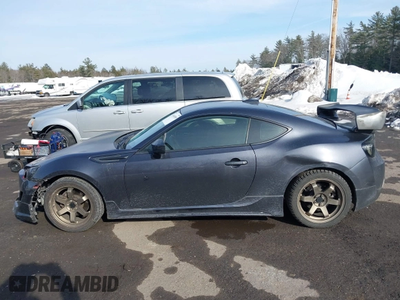 2014 Subaru BRZ Limited with VIN JF1ZCAC19E9600775, listed as a IAAI auction lot 41645509 with 1 mi miles. Bid and sale history available at carsss.com. Image 14.