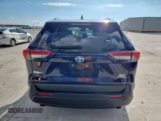 2022 Toyota RAV4 Hybrid XLE with VIN 2T3RWRFV0NW138427, listed as a Copart auction lot 60860815 with 27,772 mi miles and Salvage title. Bid and sale history available at DreamBid. Image 6.