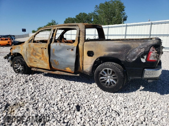 2019 Ram 1500 Big Horn z VIN 1C6SRFFT4KN794615, wystawiony jako Copart lot #62704435 z przebiegiem Nie podano mil oraz Szkoda całkowita • Salvage title. Historia ofert i sprzedaży dostępna na DreamBid. Obrazek 2.