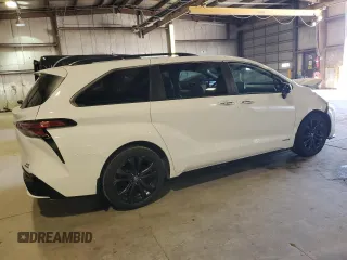 2021 Toyota Sienna XSE with VIN 5TDDRKEC5MS020642, listed as a Copart auction lot 49081755 with 53,489 mi miles and Salvage Title. Bid and sale history available at DreamBid. Image 3.