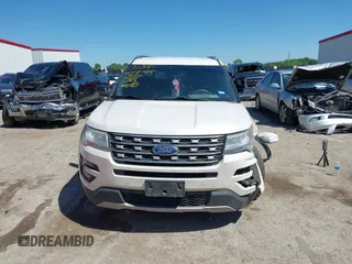 2017 Ford Explorer XLT z VIN 1FM5K7D83HGD11705, wystawiony jako IAAI lot #42064869 z przebiegiem 195 328 mil mil oraz . Historia ofert i sprzedaży dostępna na DreamBid. Obrazek 12.