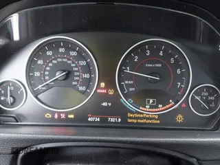 2018 BMW 3 Series 330i xDrive with VIN WBA8D9G56JNU72511, listed as a IAAI auction lot 41237501 with 40,734 mi miles. Bid and sale history available at carsss.com. Image 7.