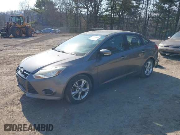 2014 Ford Focus SE with VIN 1FADP3F2XEL170580, listed as a IAAI auction lot 41752699 with 102,666 mi miles. Bid and sale history available at carsss.com. Image 2.