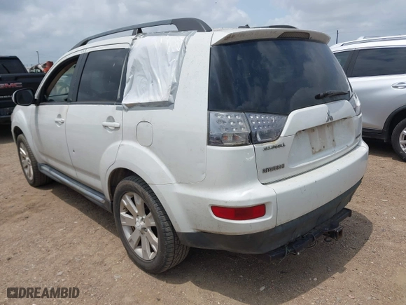 2013 Mitsubishi Outlander SE with VIN JA4AS3AW0DU003394, listed as a IAAI auction lot 42081015 with 80,413 mi miles. Bid and sale history available at carsss.com. Image 6.