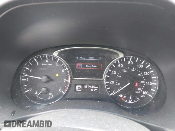 2013 Nissan Pathfinder SV with VIN 5N1AR2MM3DC617315, listed as a IAAI auction lot 42047502 with 197,435 mi miles. Bid and sale history available at carsss.com. Image 7.