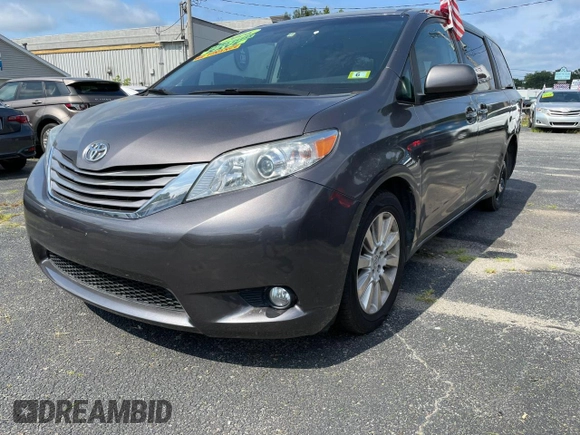 2015 Toyota Sienna Limited с VIN 5TDDK3DC4FS117555, выставлен на аукционе Copart как лот 65460185 с пробегом 141 188 миль миль и Чистый • Clean title. История ставок и продаж доступна на DreamBid. Изображение 2.